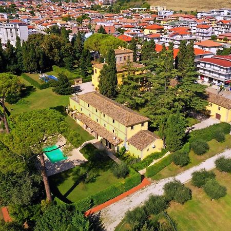 Agriturismo Villa Irelli Castellalto エクステリア 写真